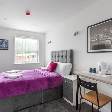 Dusties Hotel Rotherham Bagian luar foto