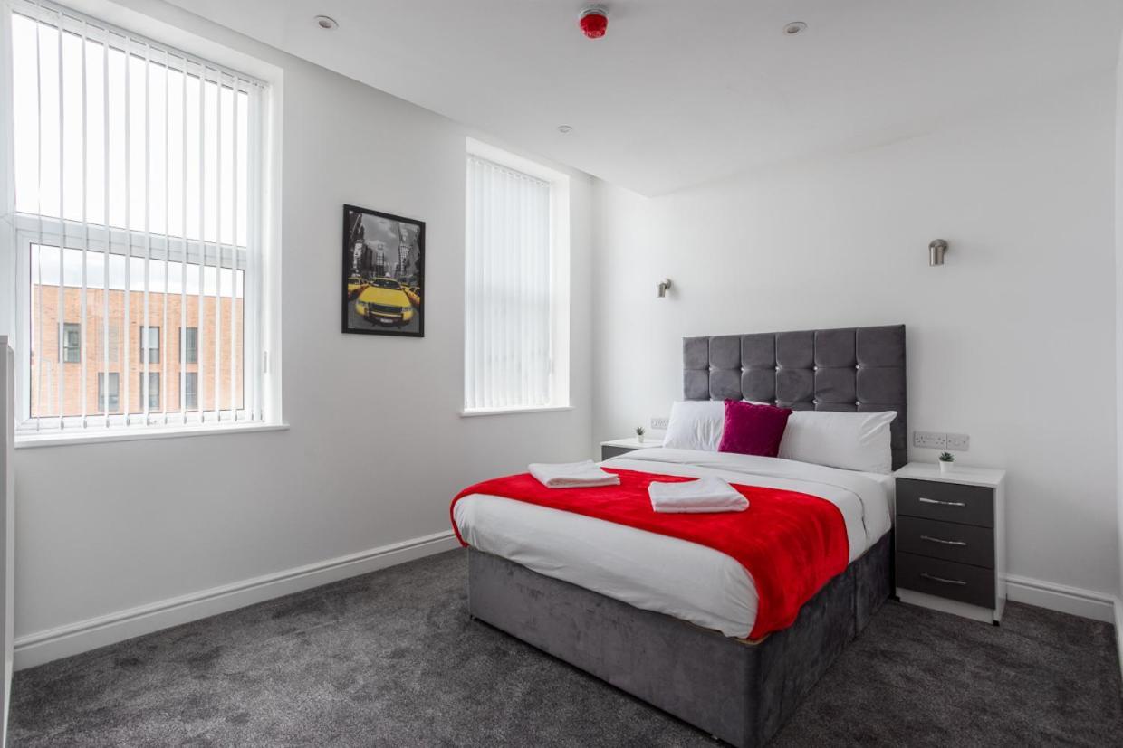 Dusties Hotel Rotherham Bagian luar foto
