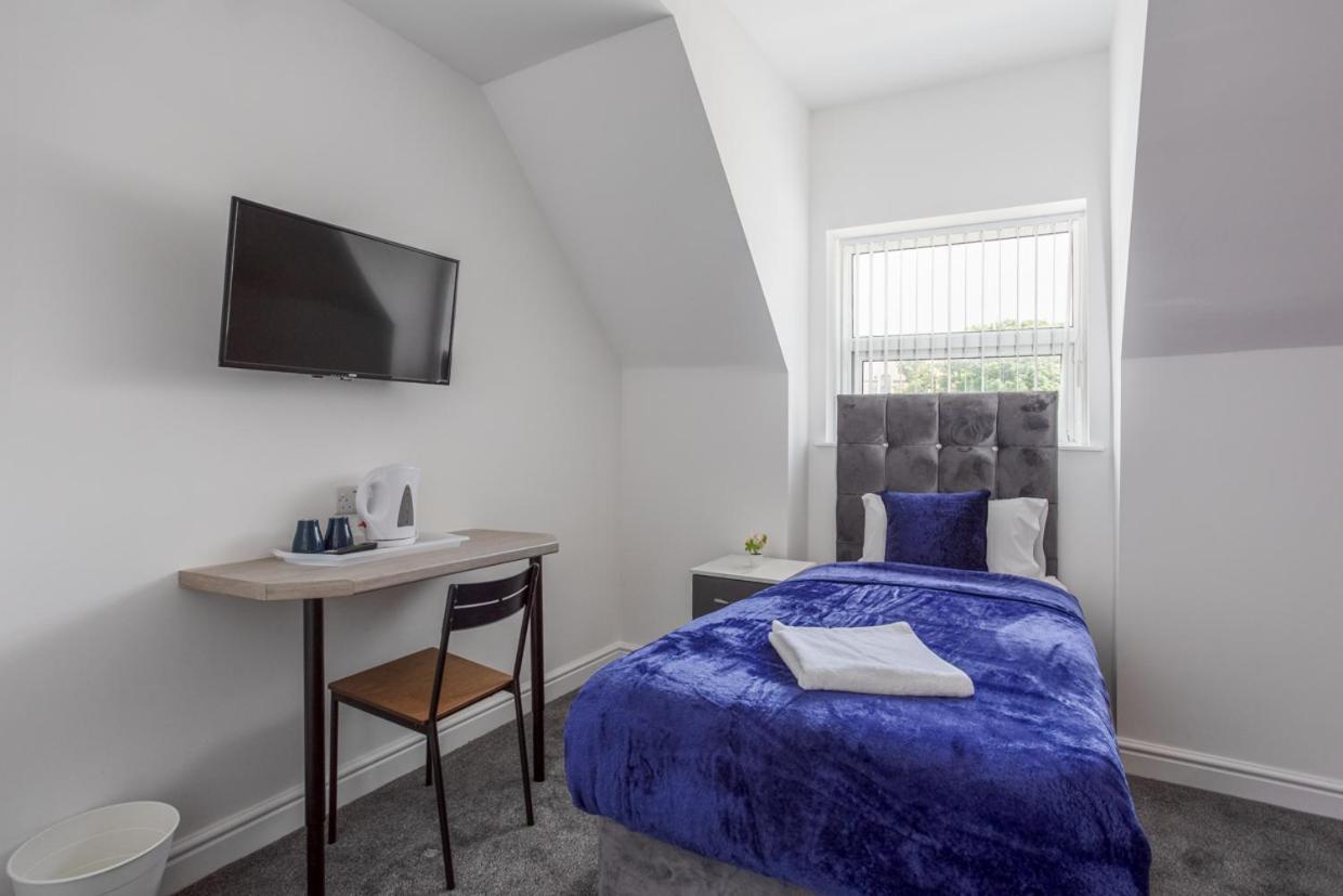 Dusties Hotel Rotherham Bagian luar foto