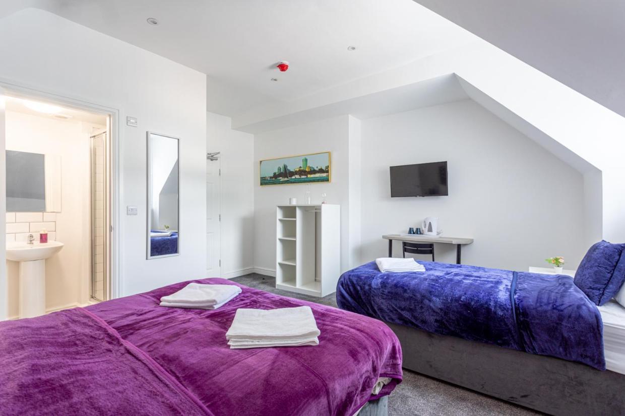 Dusties Hotel Rotherham Bagian luar foto