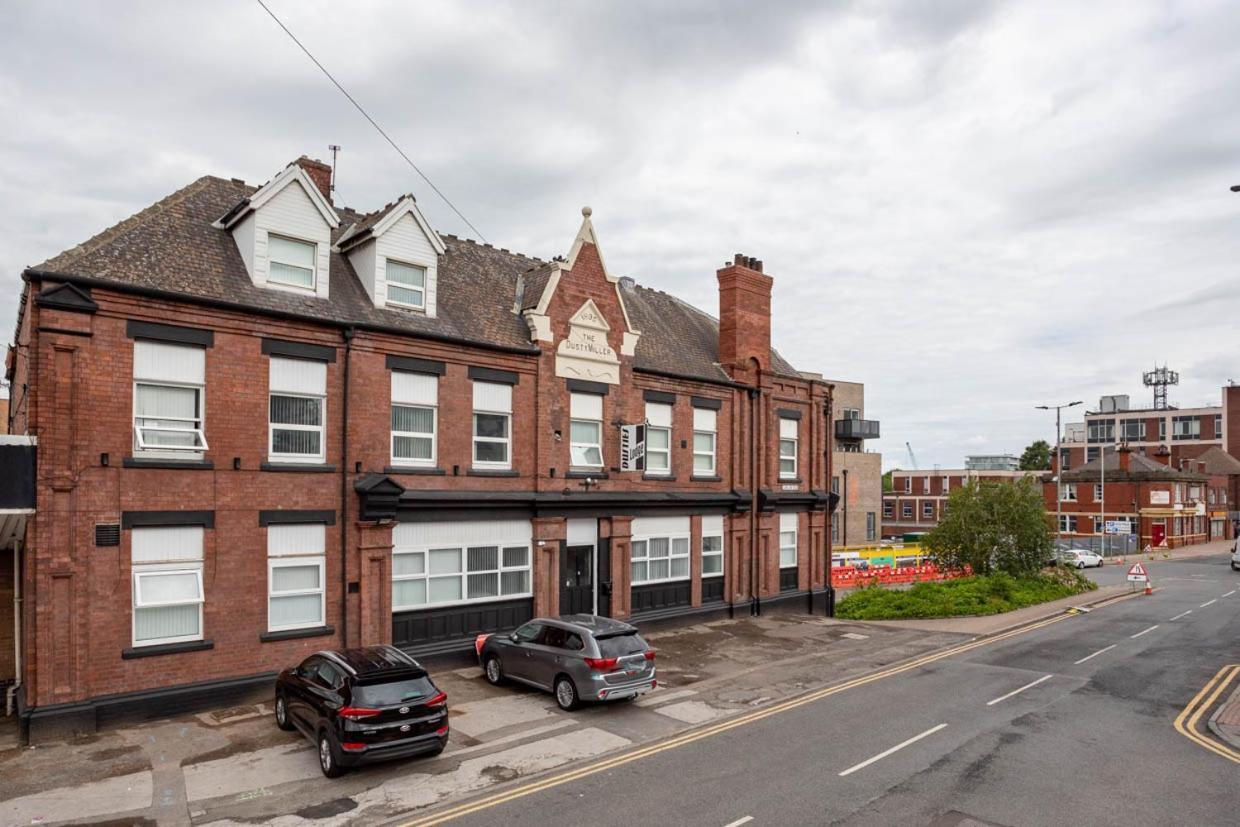 Dusties Hotel Rotherham Bagian luar foto